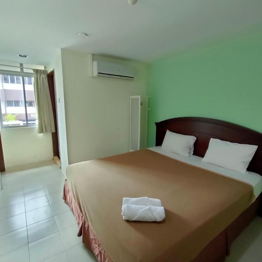 Best One Hotel Малакка Экстерьер фото