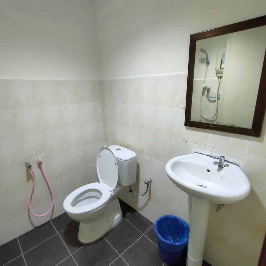 Best One Hotel Малакка Экстерьер фото