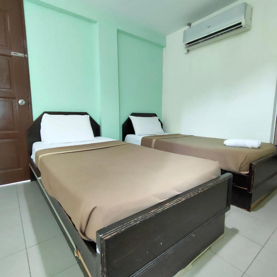 Best One Hotel Малакка Экстерьер фото